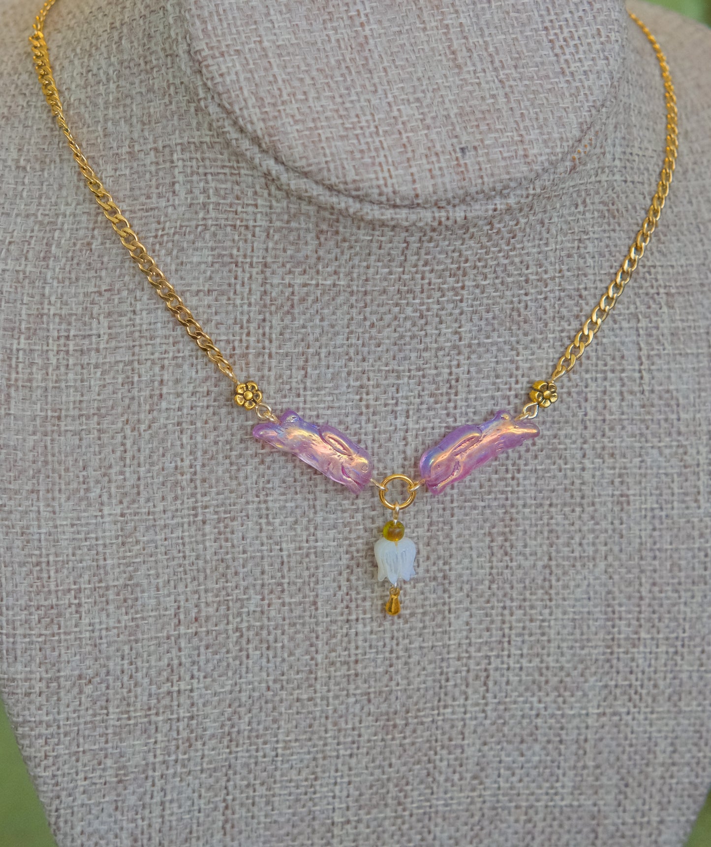 Meadow Hare Lily of the Valley Necklace (Gold)