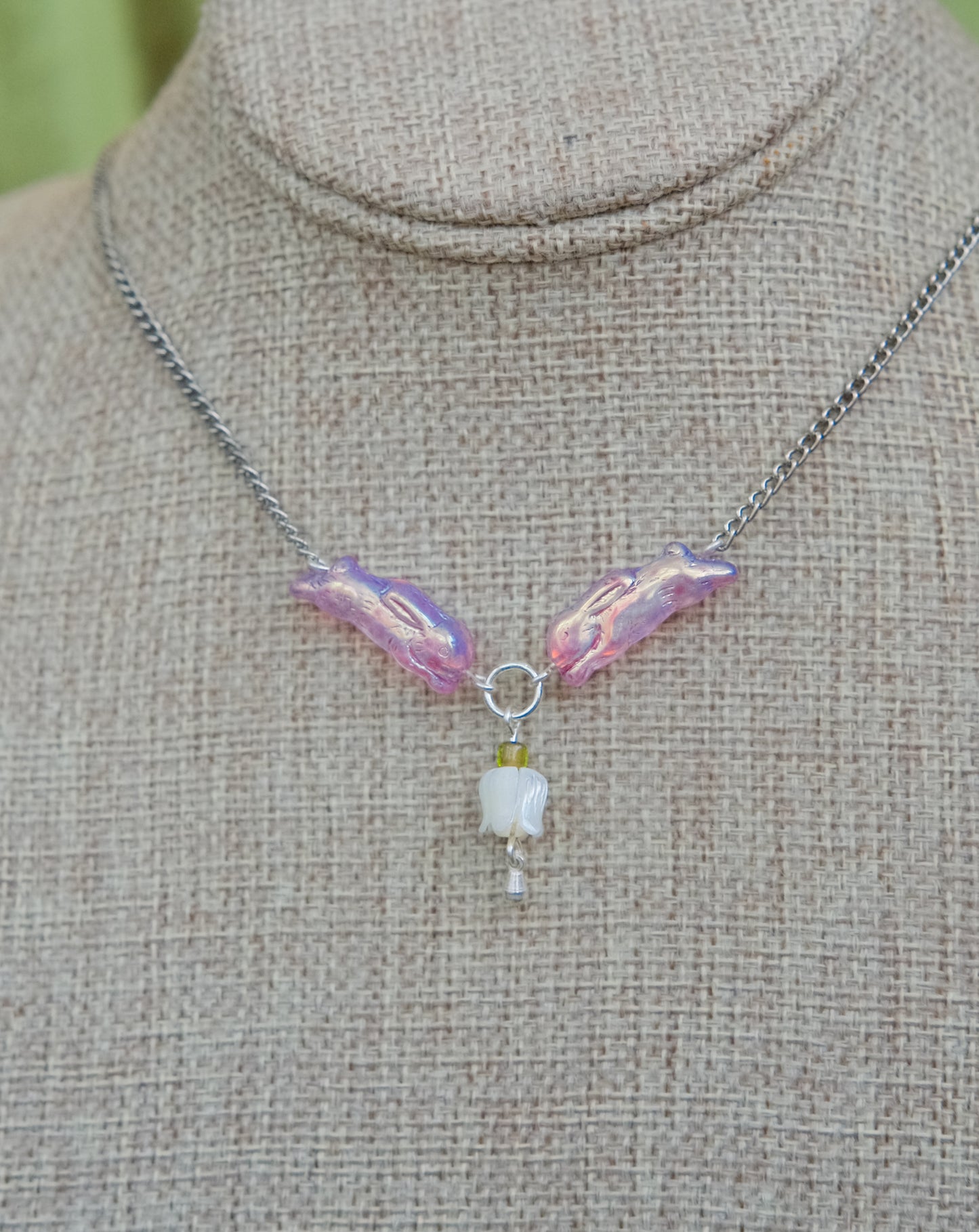 Meadow Hare Lily of the Valley Necklace (Silver)
