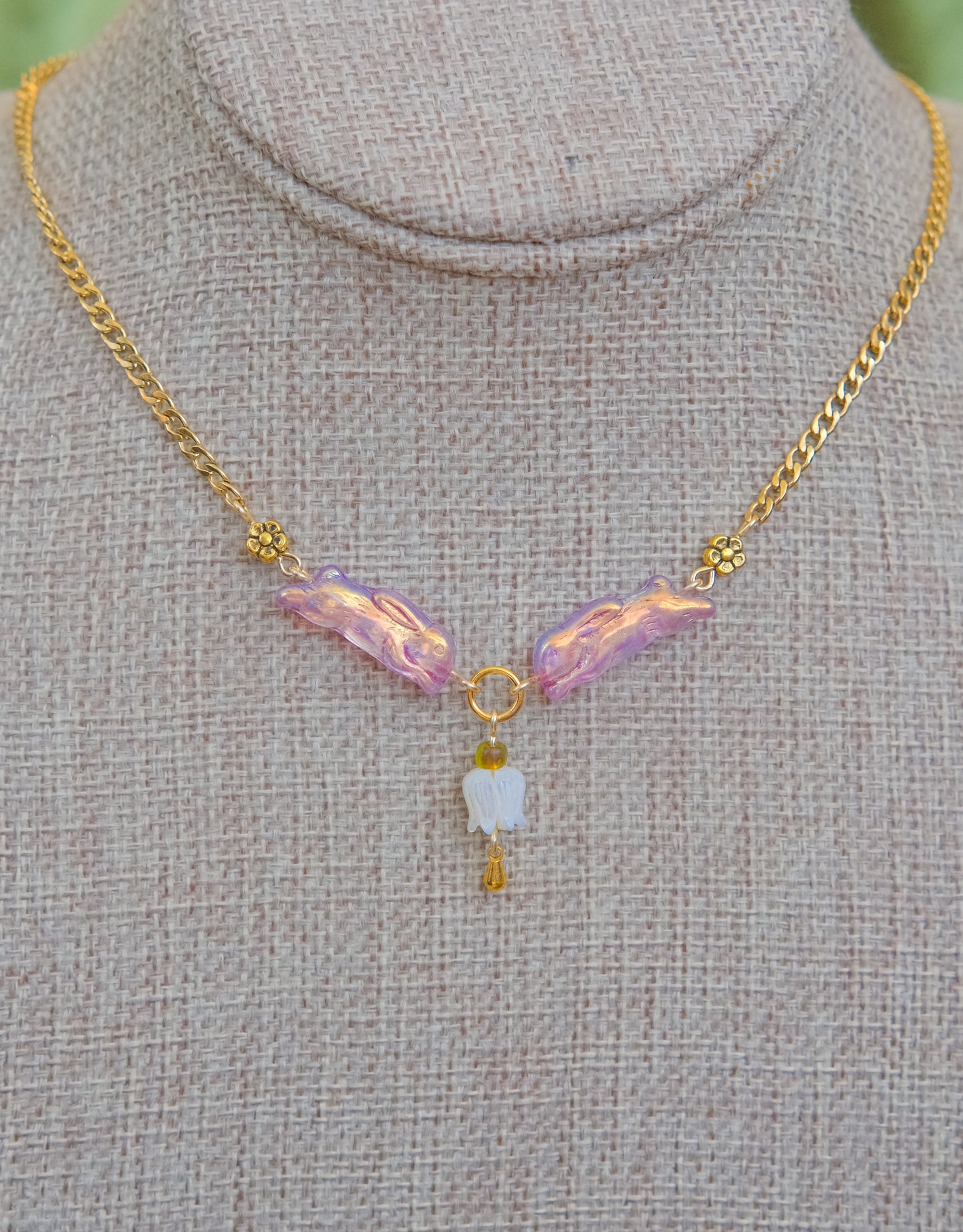 Meadow Hare Lily of the Valley Necklace (Gold)